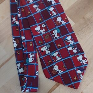 Snoopy Silk Tie with Sports Motif by Peanuts 4"